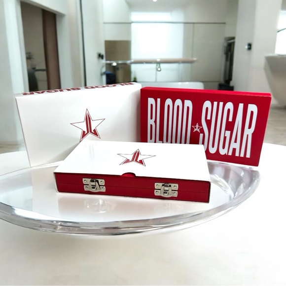 Jeffree Star Other - Jeffree Star BLOOD SUGAR PALETTE
